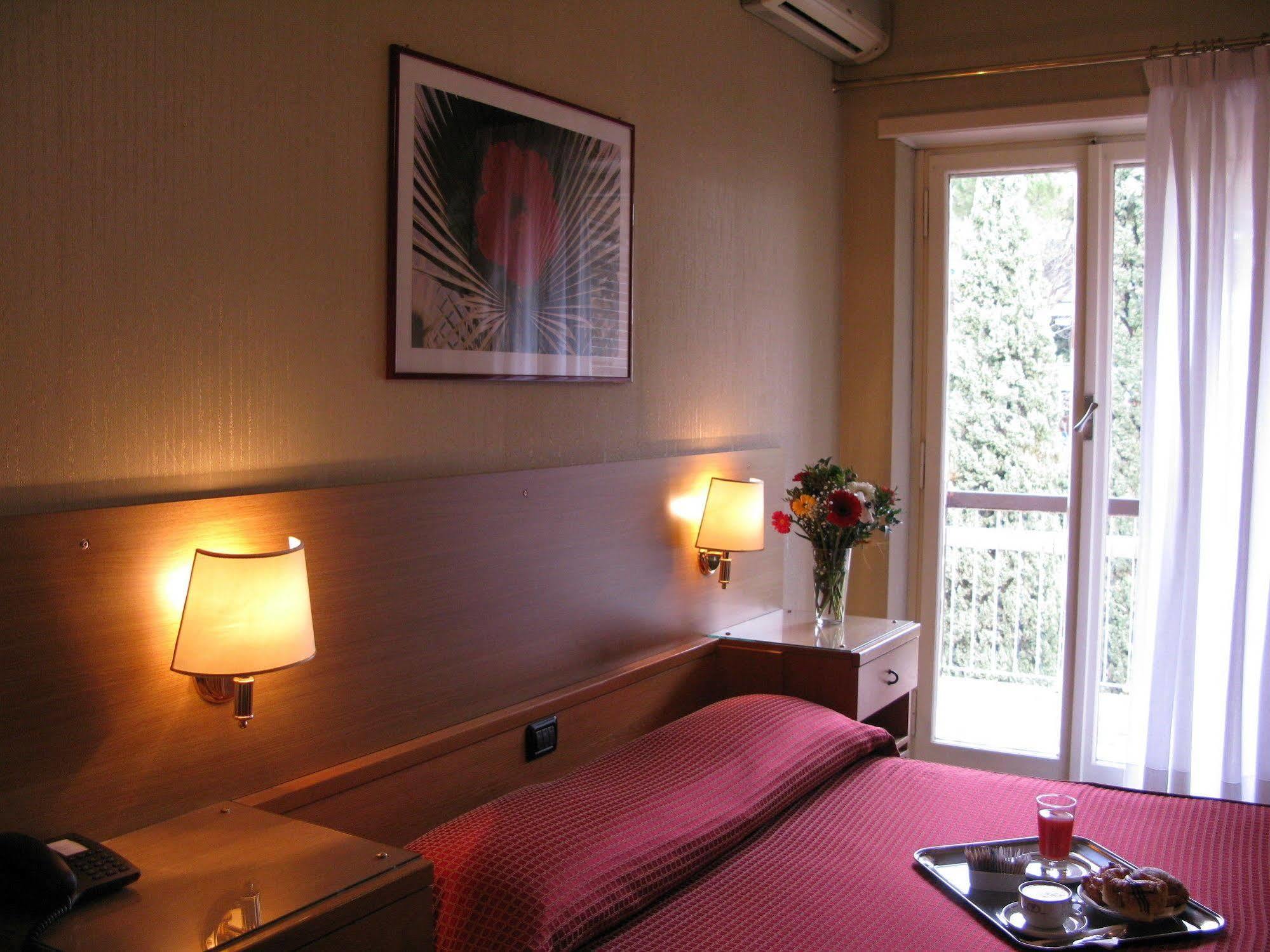 York Hotel Róma Kültér fotó