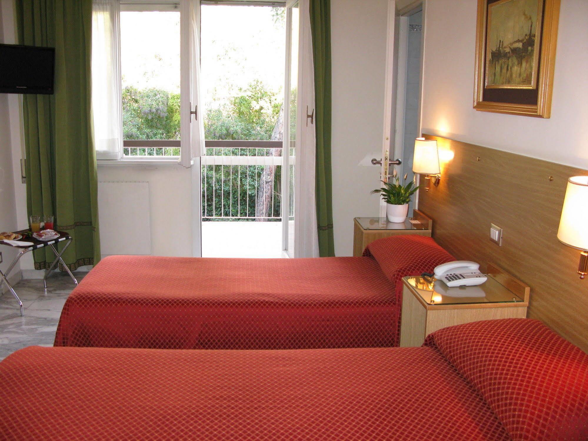 York Hotel Róma Kültér fotó